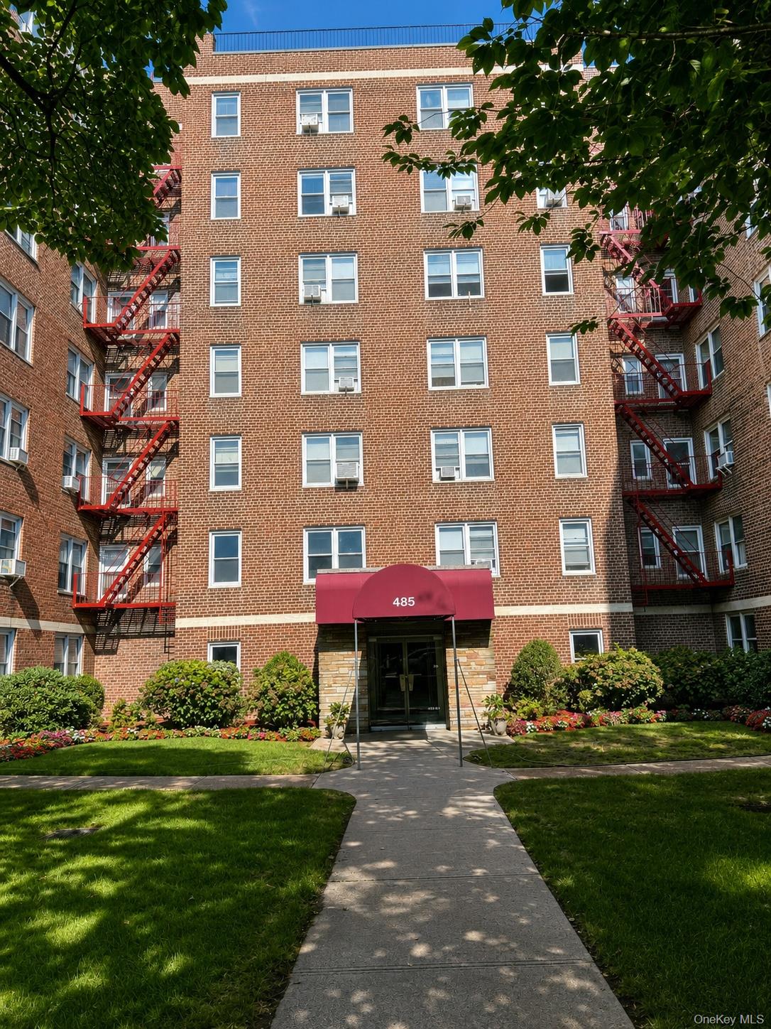 485 Bronx River Road, Apt C24, Yonkers, NY 10704