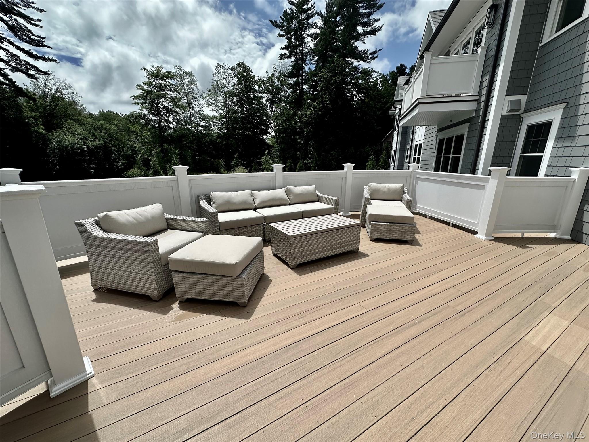 585 Main Street 2-A Armonk Armonk, NY 10504