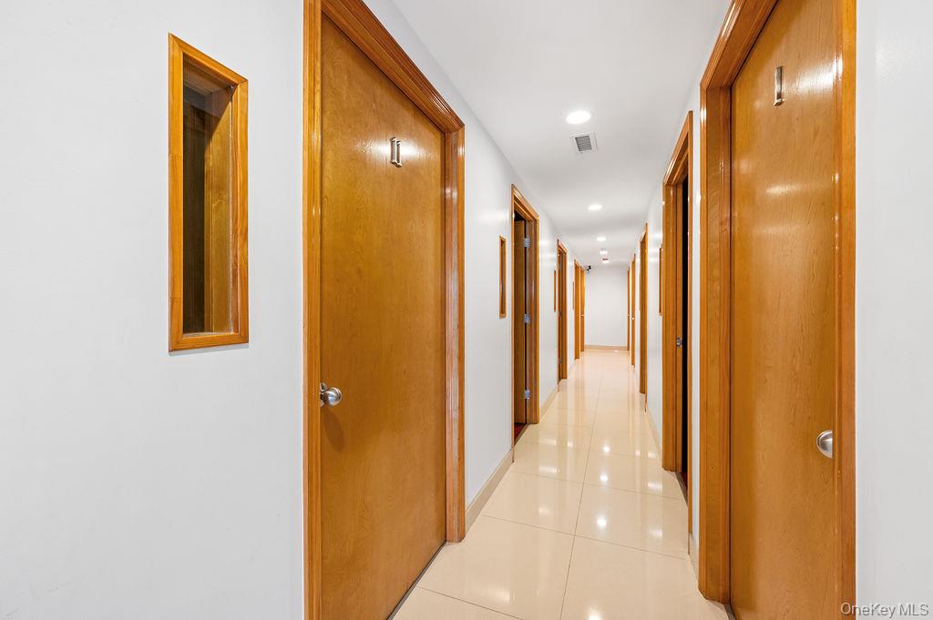 43-07 162nd Street Flushing Flushing, NY 11358