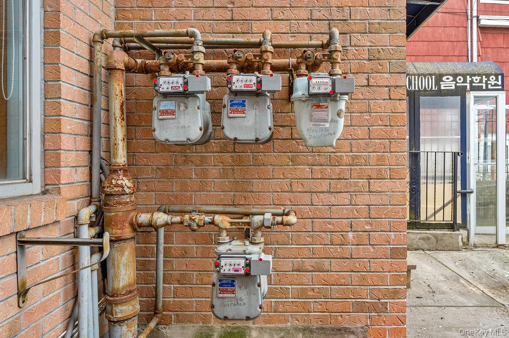 43-07 162nd Street Flushing Flushing, NY 11358