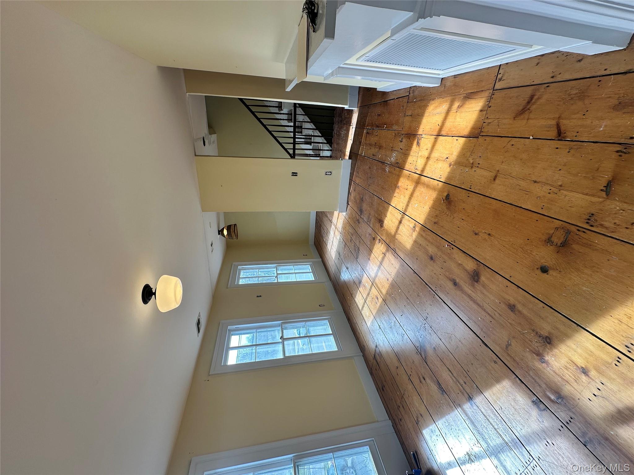 744 Main Street 2 Greenport Greenport, NY 11944