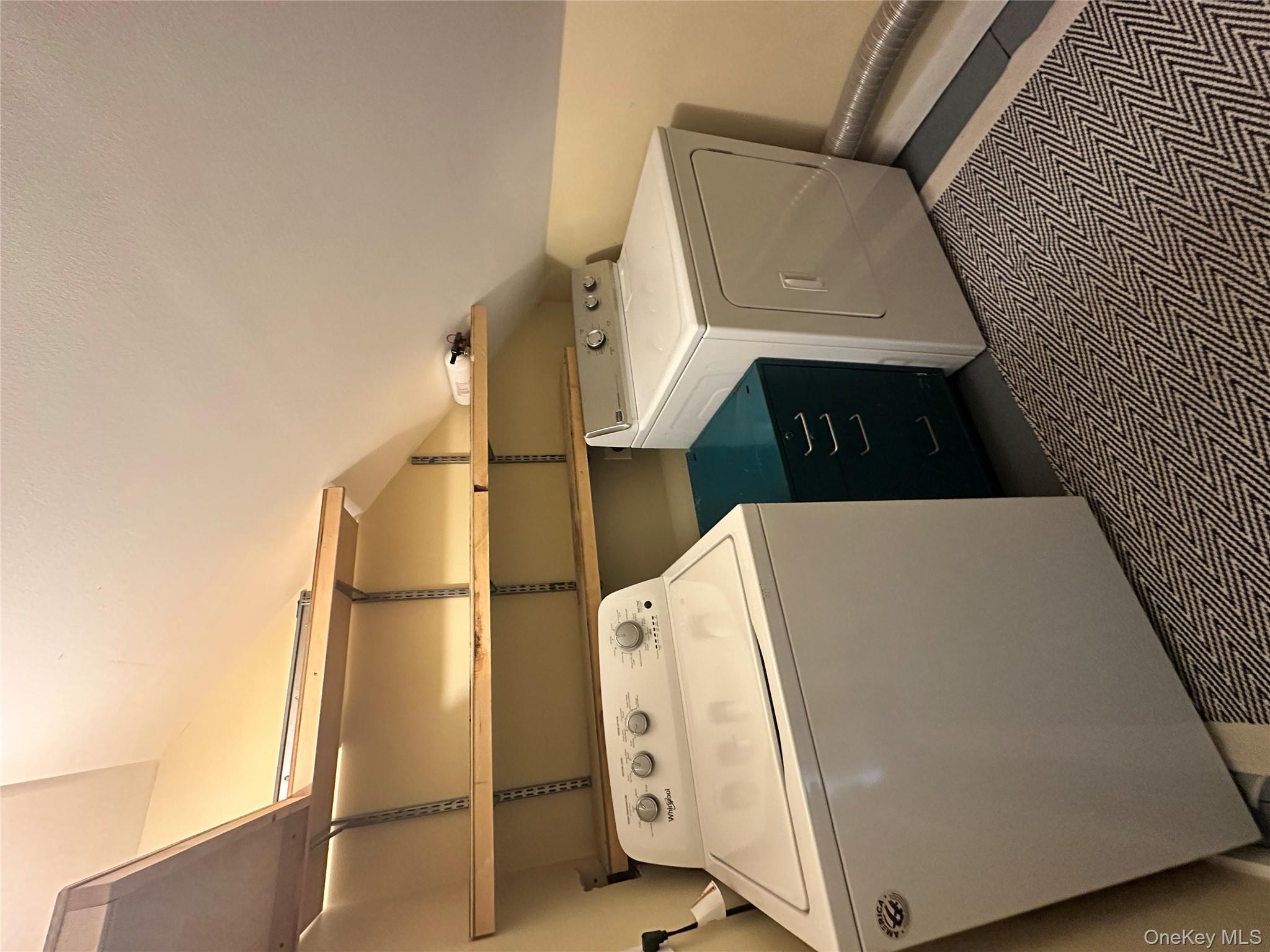 744 Main Street 2 Greenport Greenport, NY 11944