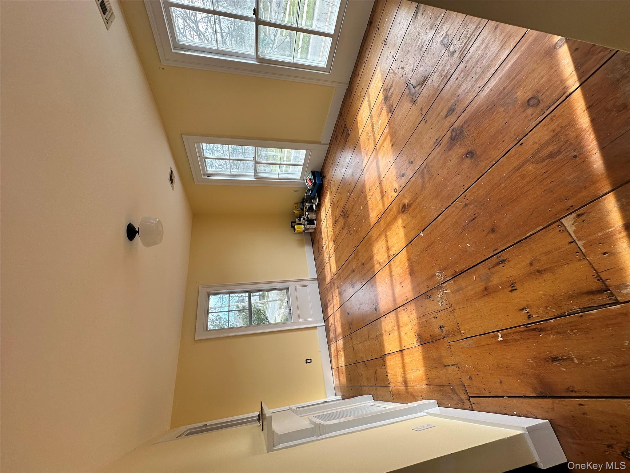 744 Main Street 2 Greenport Greenport, NY 11944