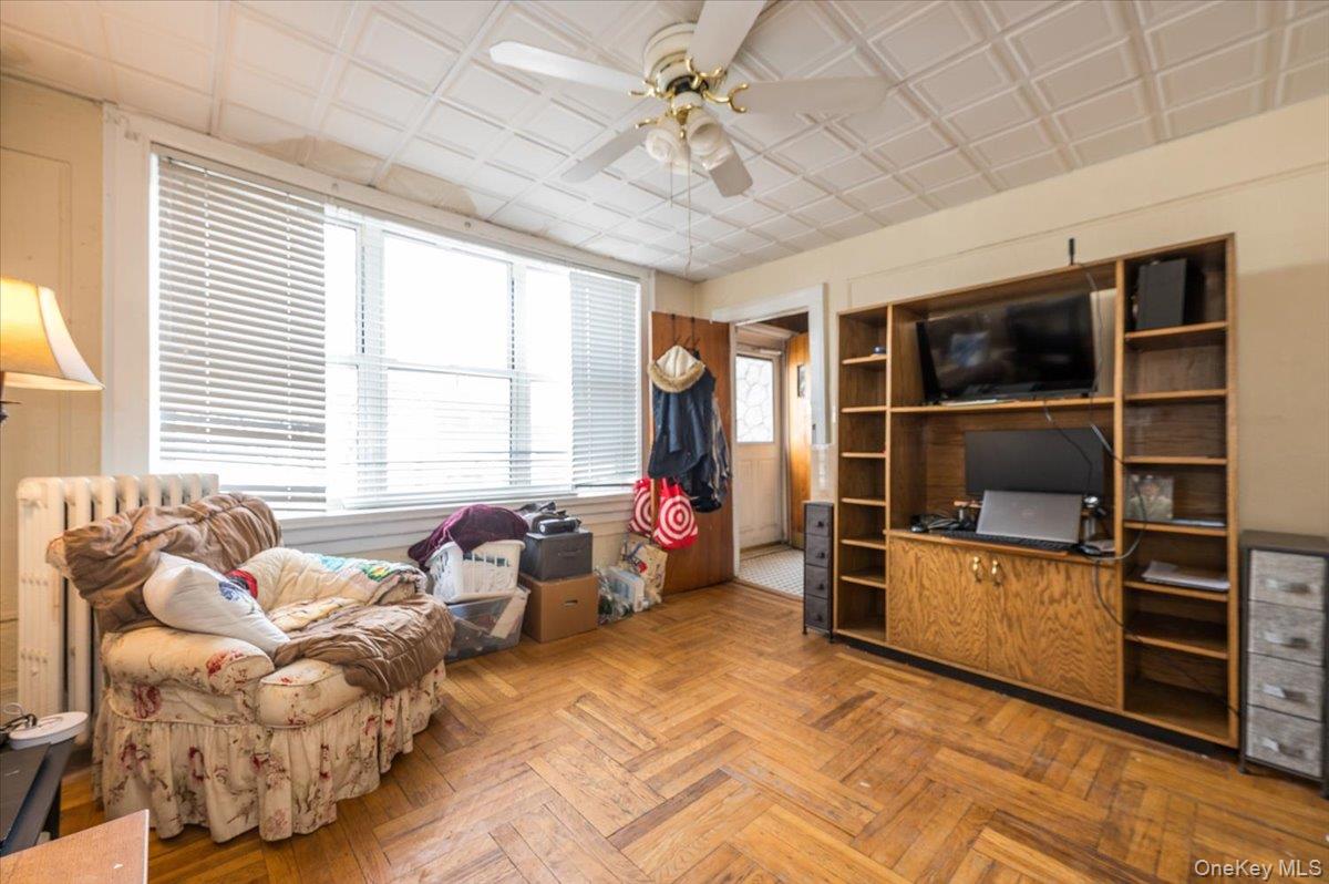 2882 Miles Avenue Bronx, NY 10465