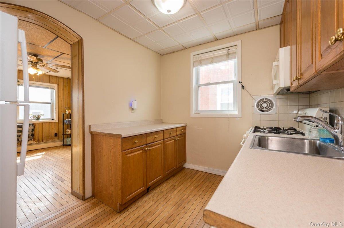 2882 Miles Avenue Bronx, NY 10465