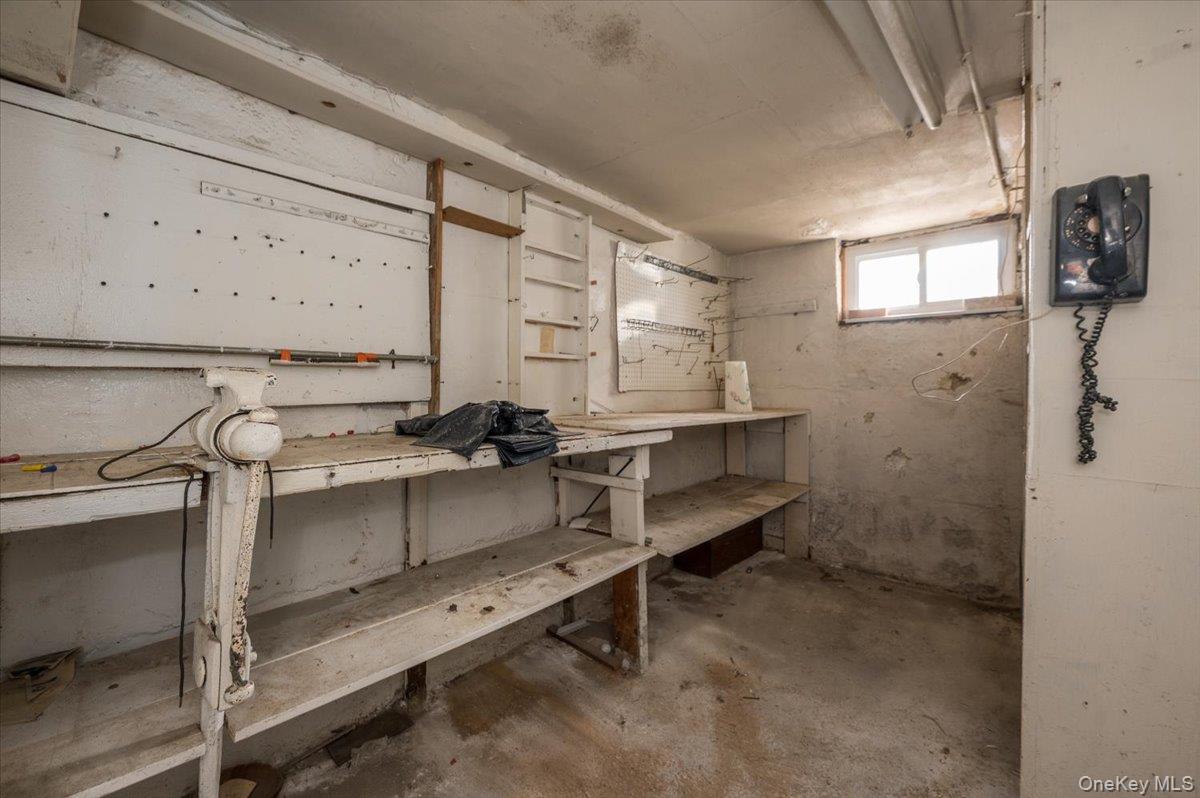 2882 Miles Avenue Bronx, NY 10465