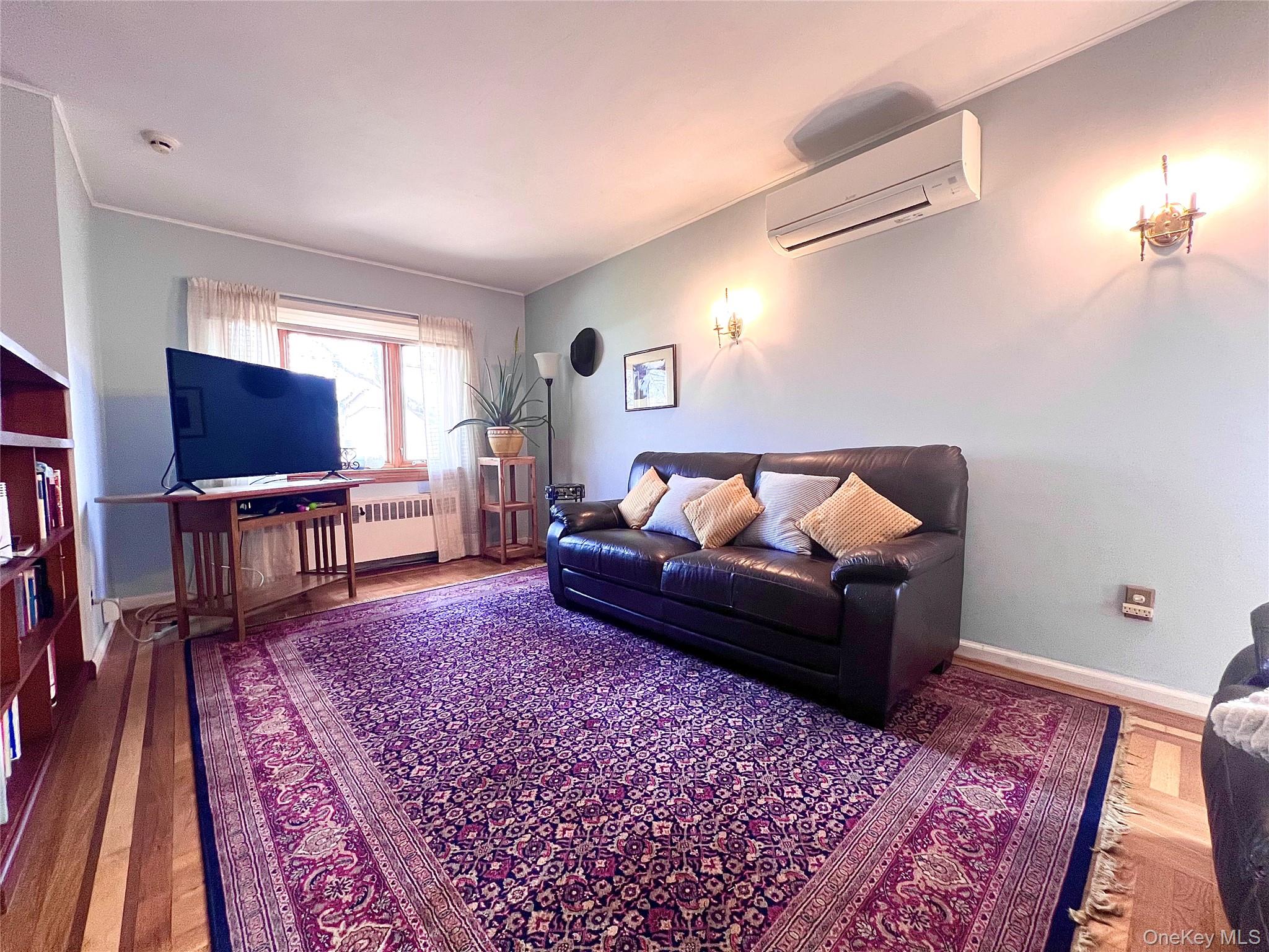 2561 Eastchester Road Bronx, NY 10469