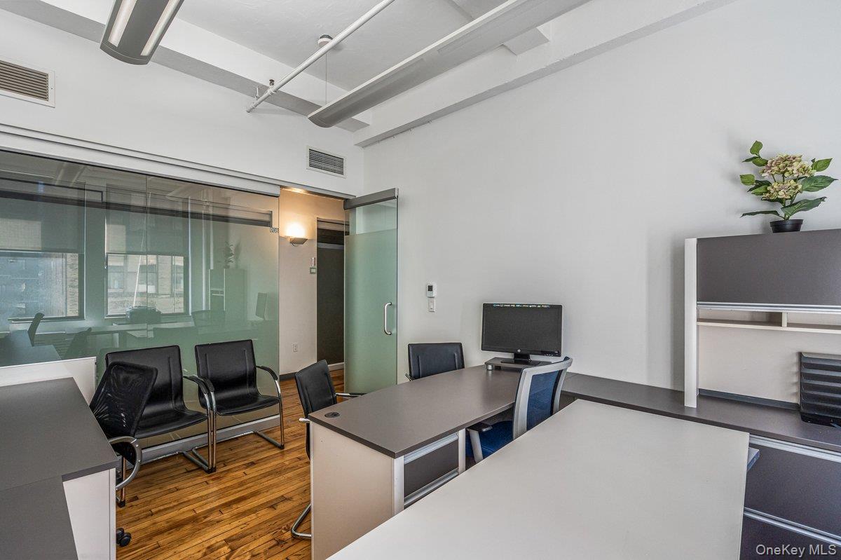 115 West 29th Street 809 New York , NY 10001