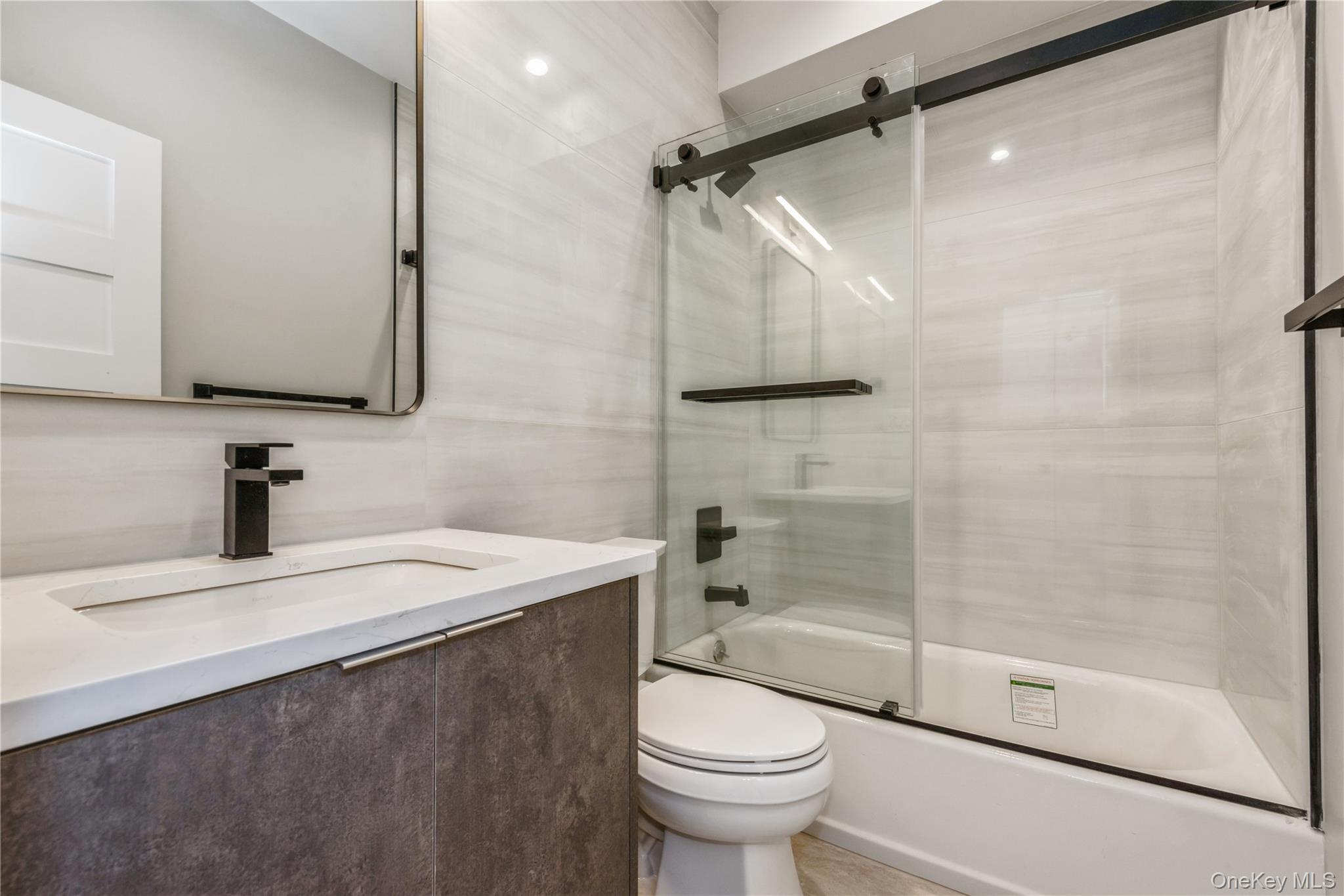 418 Atlantic Avenue 206 Oceanside Oceanside, NY 11572