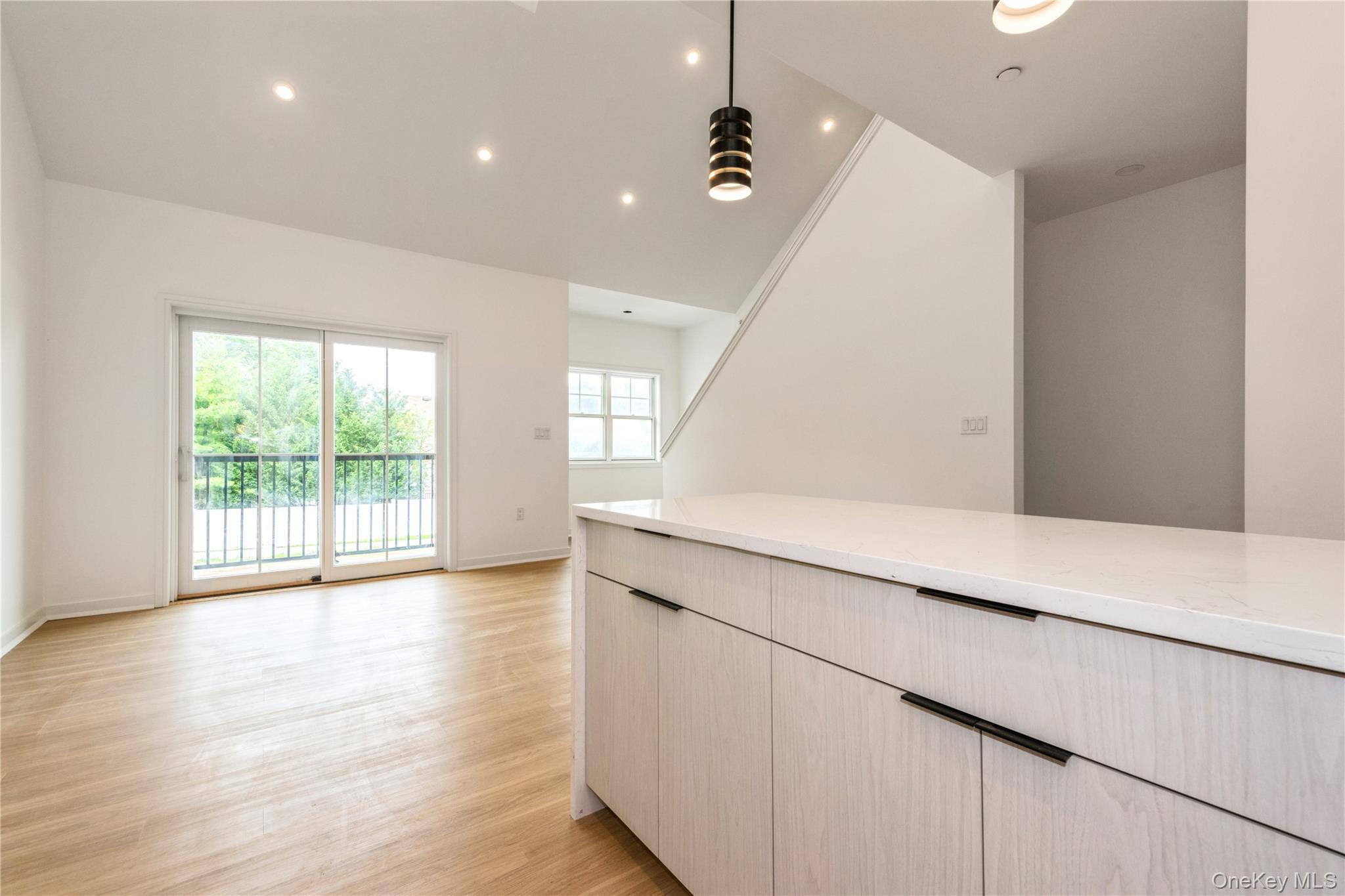 418 Atlantic Avenue 206 Oceanside Oceanside, NY 11572