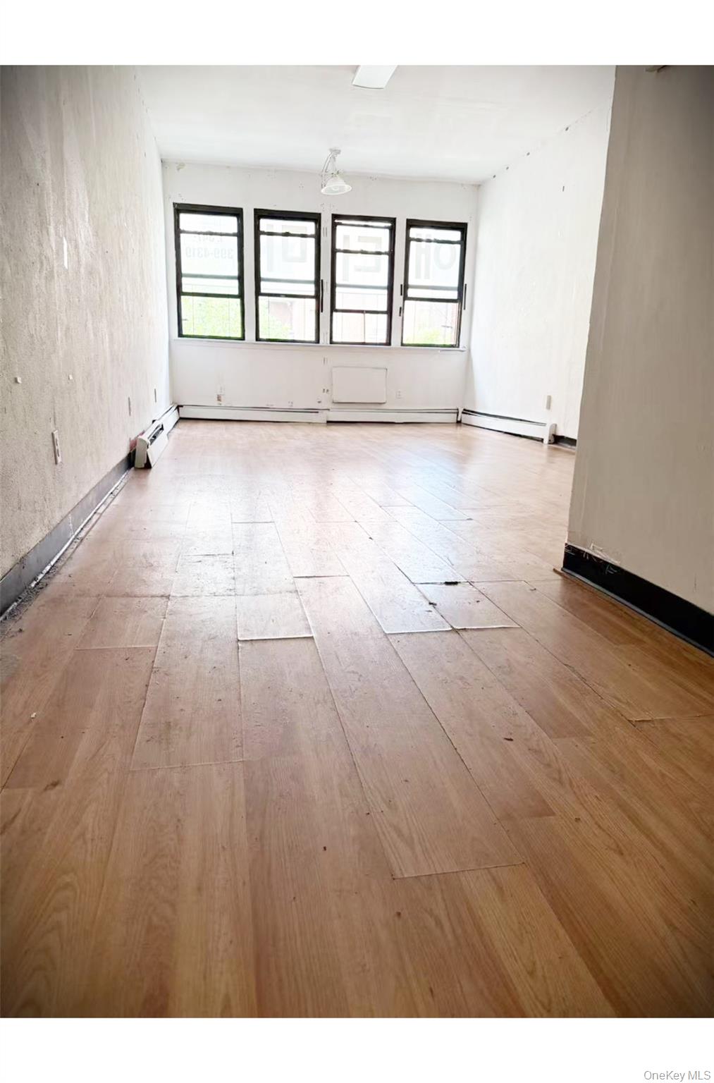 36-22 Union Street, Apt 2R ( Rear Unit), Flushing, NY 11354