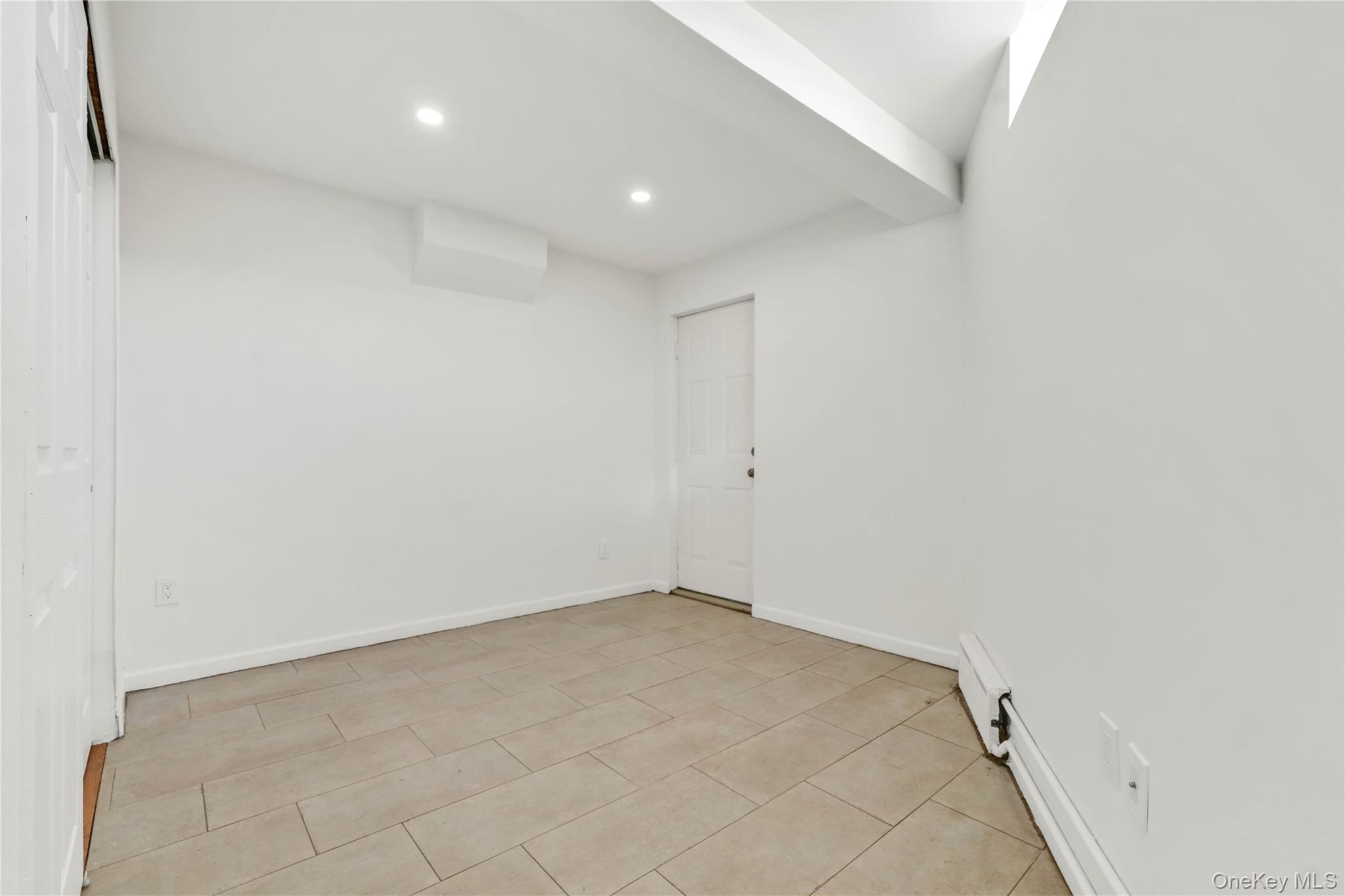 2255 48th Street Astoria Astoria, NY 11105