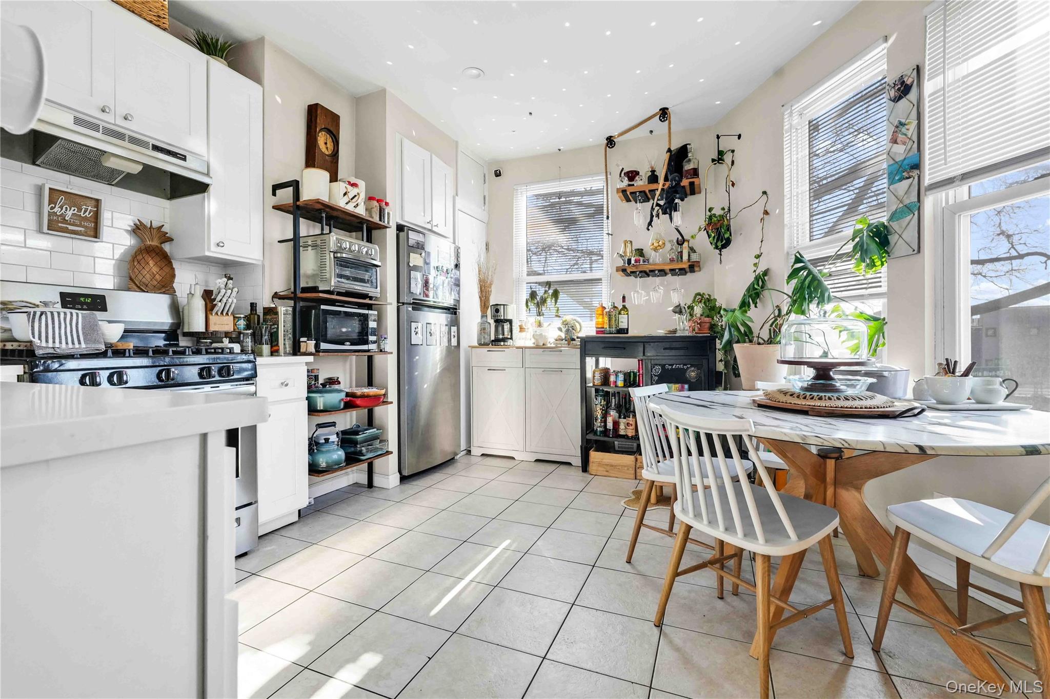 2255 48th Street Astoria Astoria, NY 11105