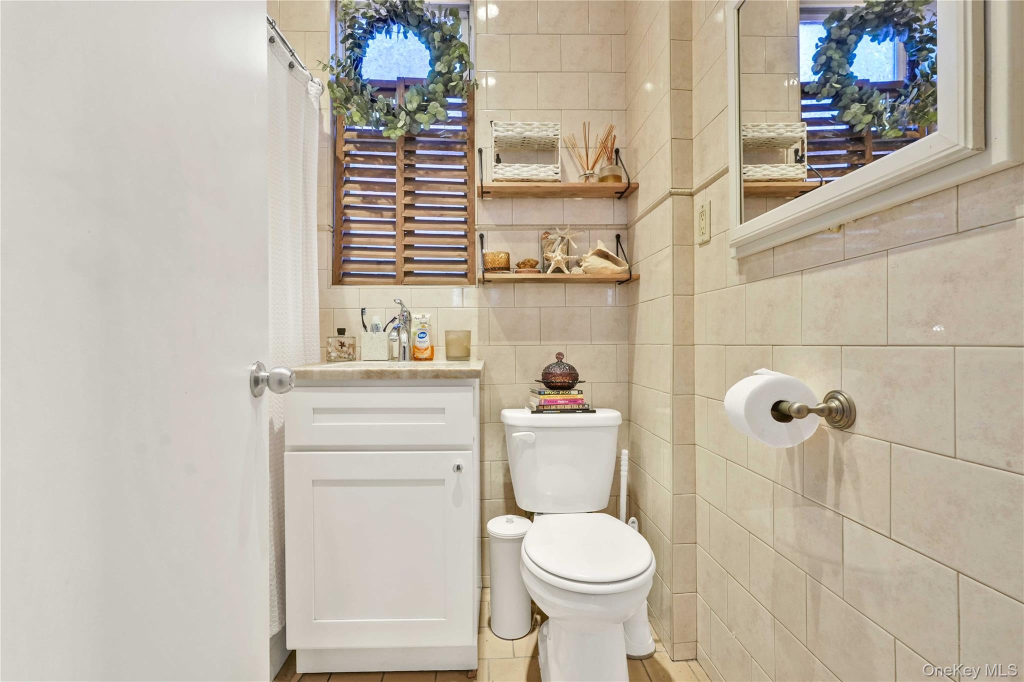 2255 48th Street Astoria Astoria, NY 11105