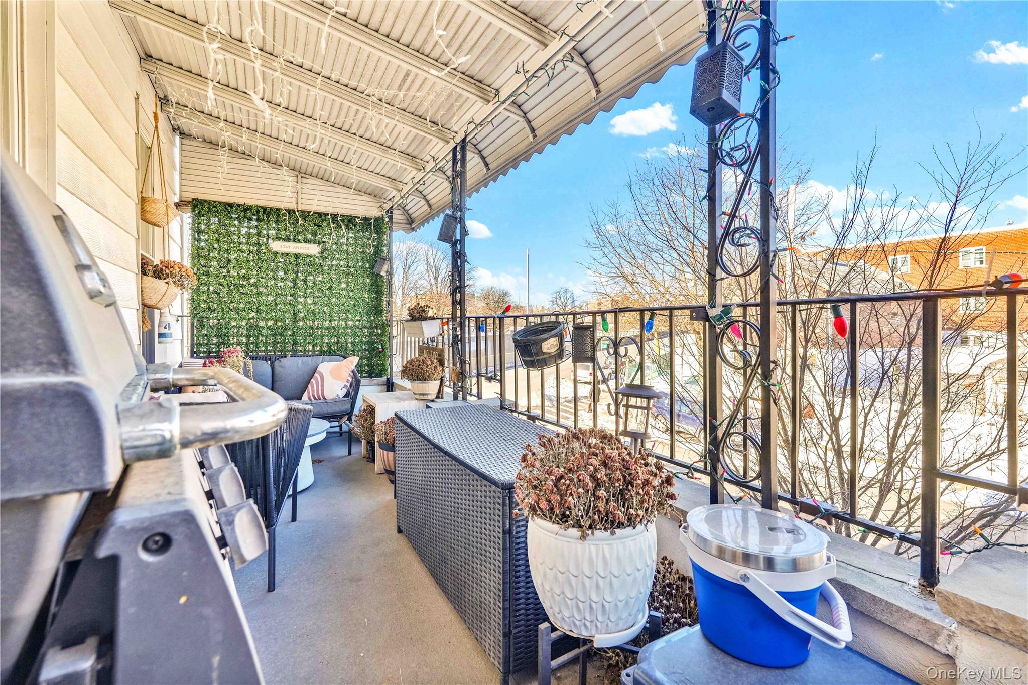 2255 48th Street Astoria Astoria, NY 11105