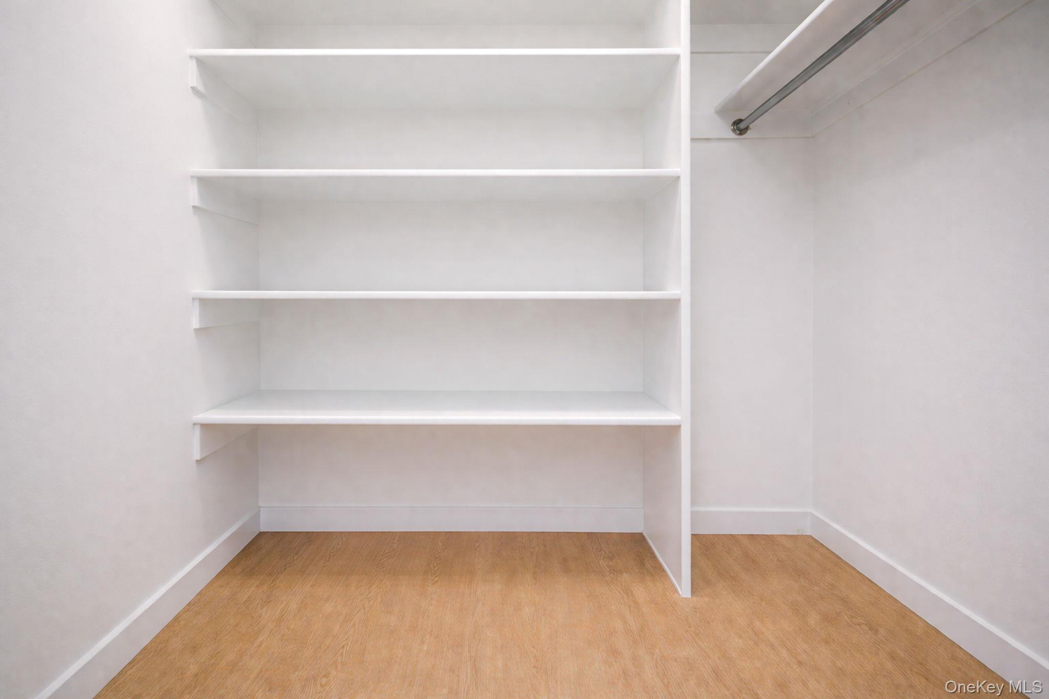 162-41 Powells Cove Boulevard 5-C Whitestone Whitestone, NY 11357