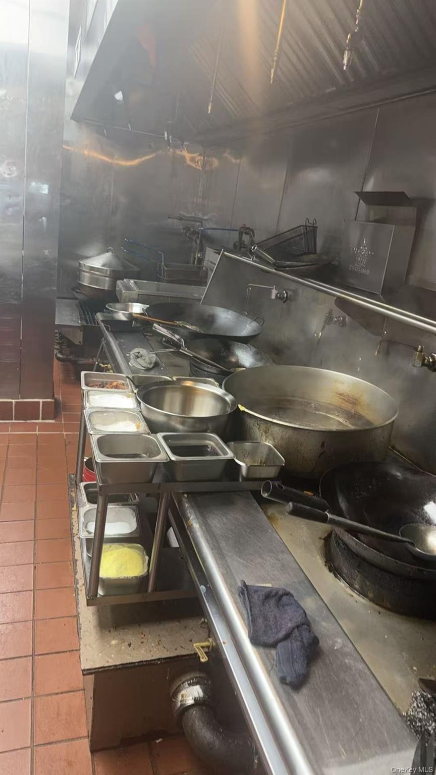 41-08 College Point Boulevard, Flushing, NY 11354