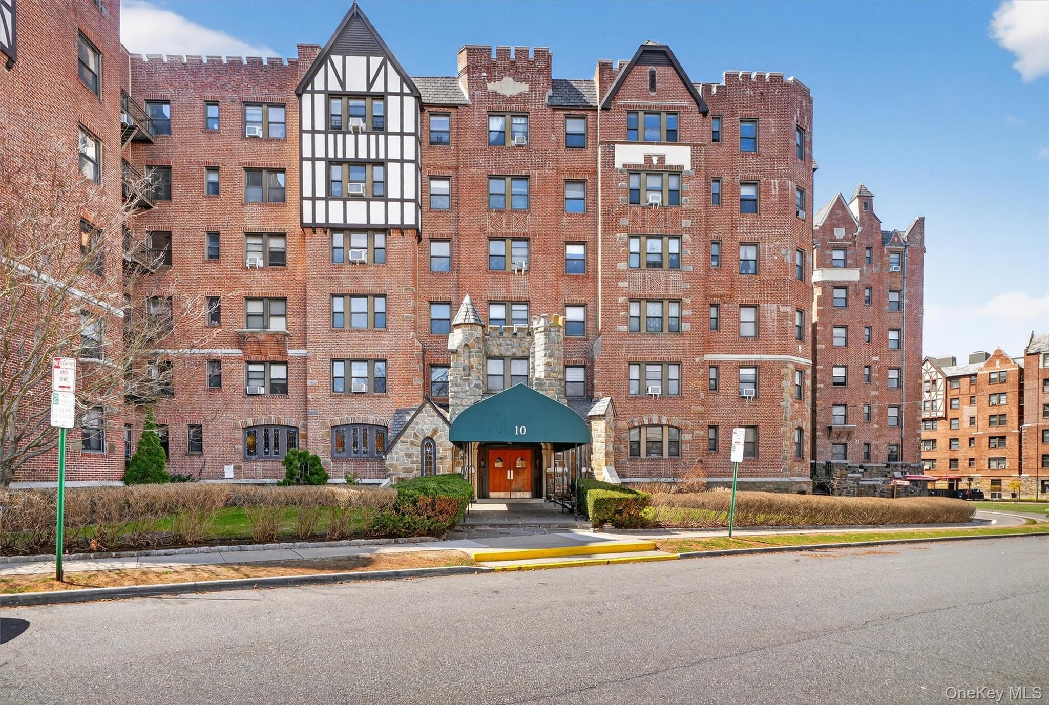 10 Nosband Avenue, Apt 1-L, White Plains, NY 10605