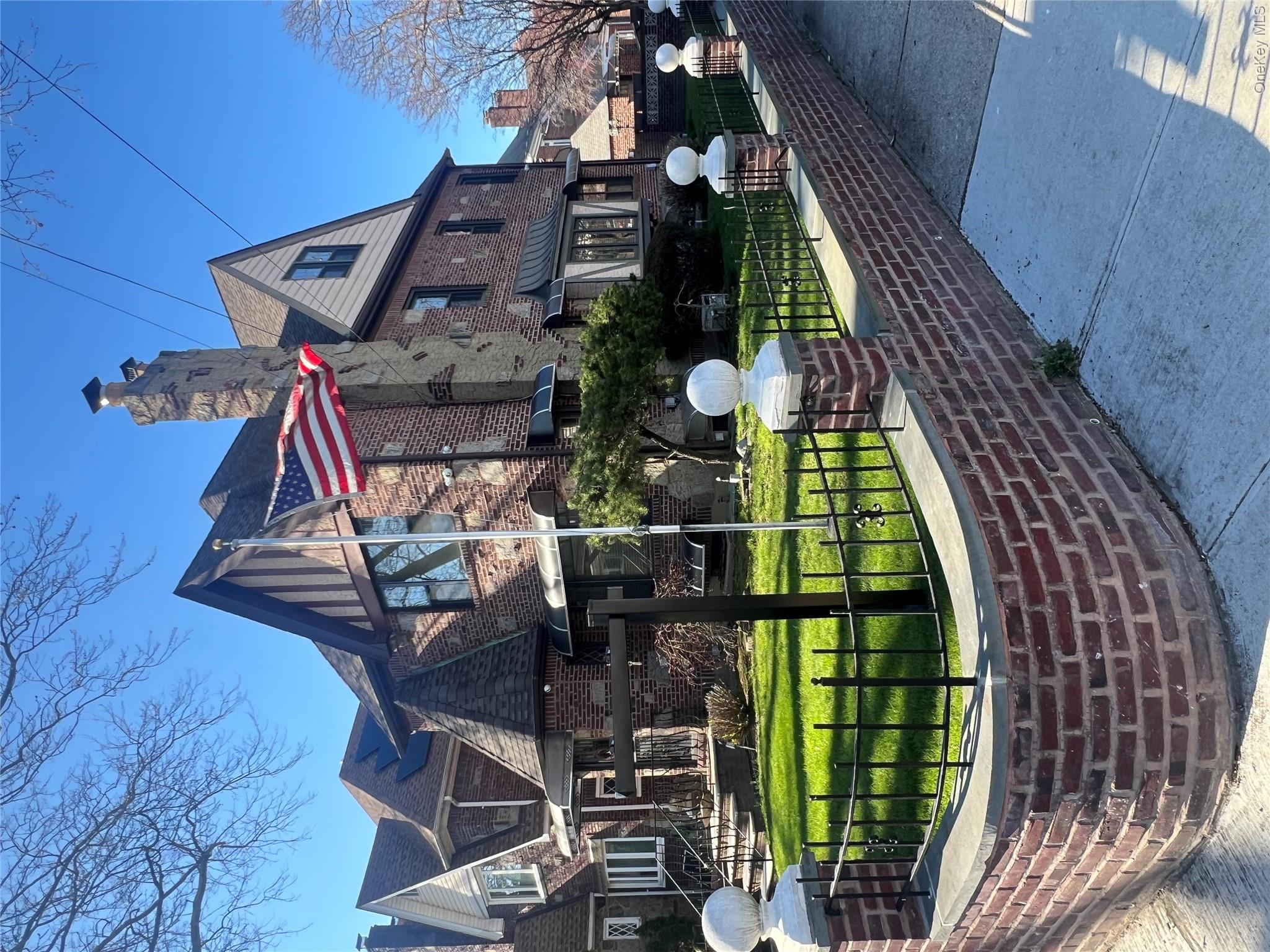 19519 45th Avenue, Flushing, NY 11358