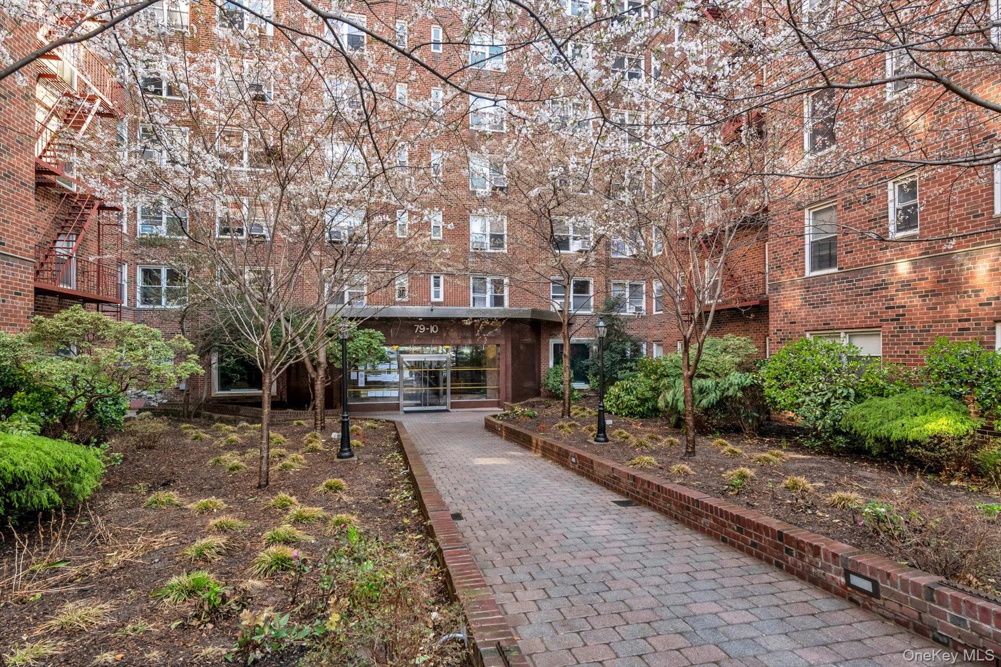 79-10 34th Avenue, Apt 7-W, Jackson Heights, NY 11372
