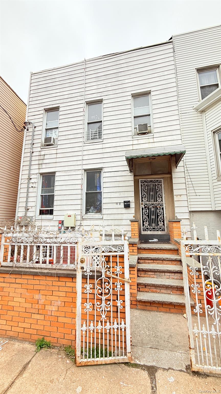 5117 34th Street, Long Island City, NY 11101