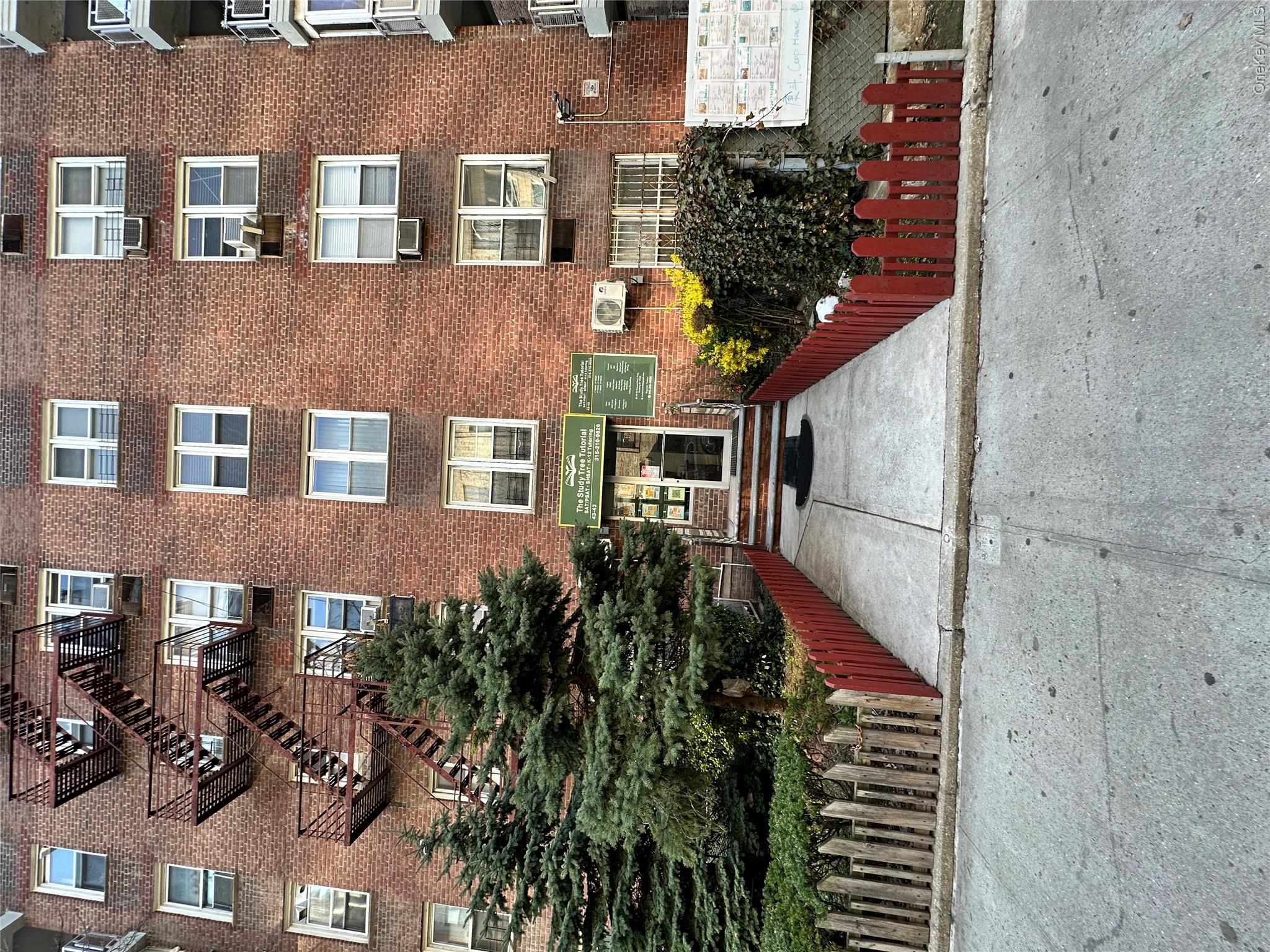 43-43 Kissena Boulevard, Apt 114, Flushing, NY 11355