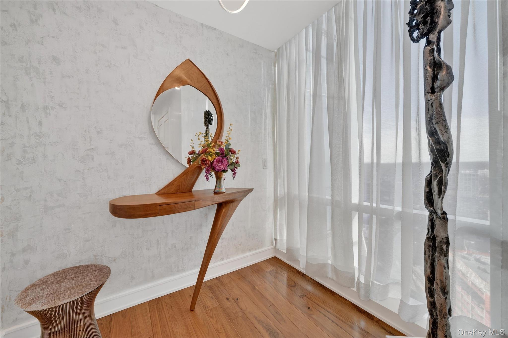 5 Renaissance Square, Apt PH6C, White Plains, NY 10601