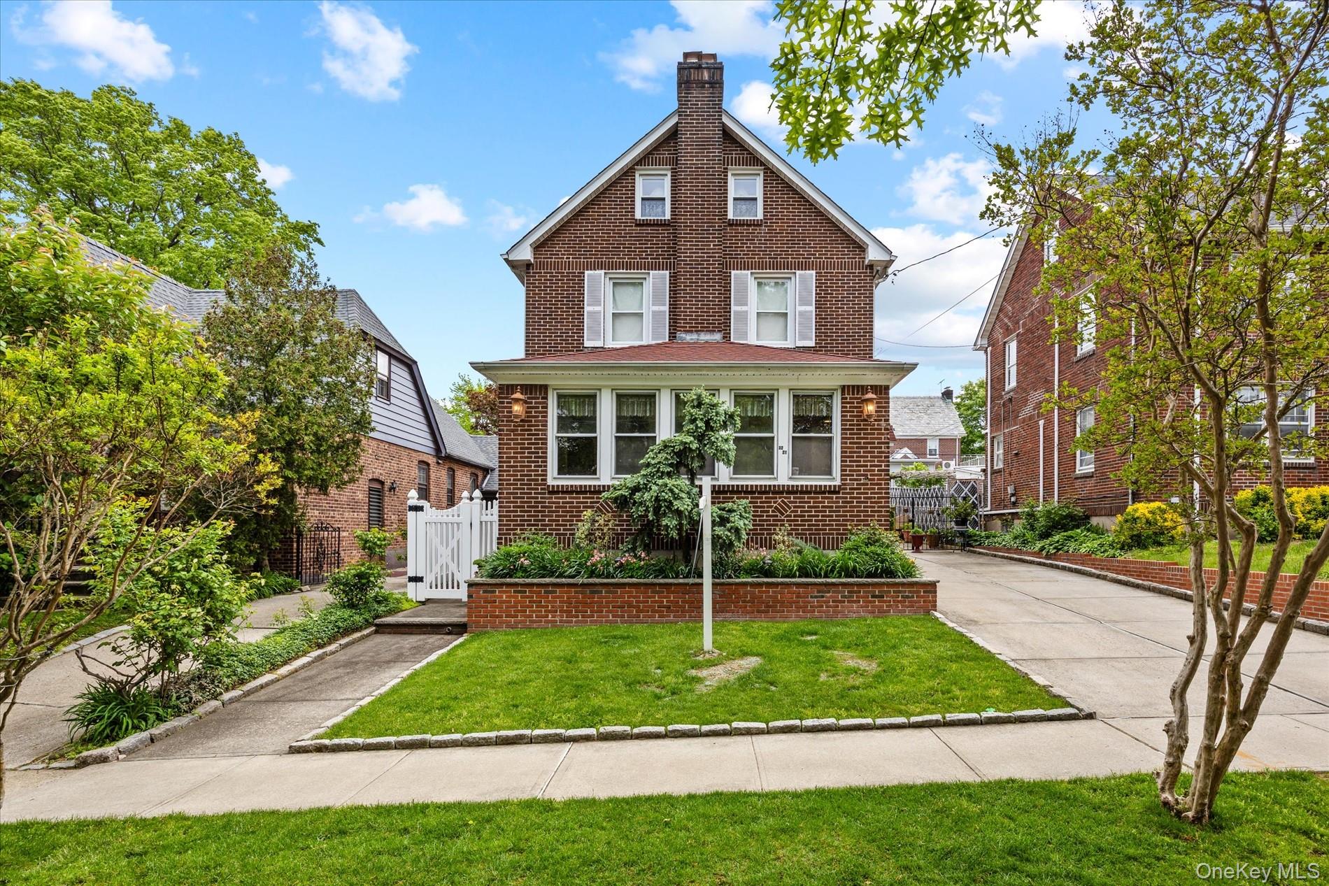 3221 168th Street, Flushing, NY 11358