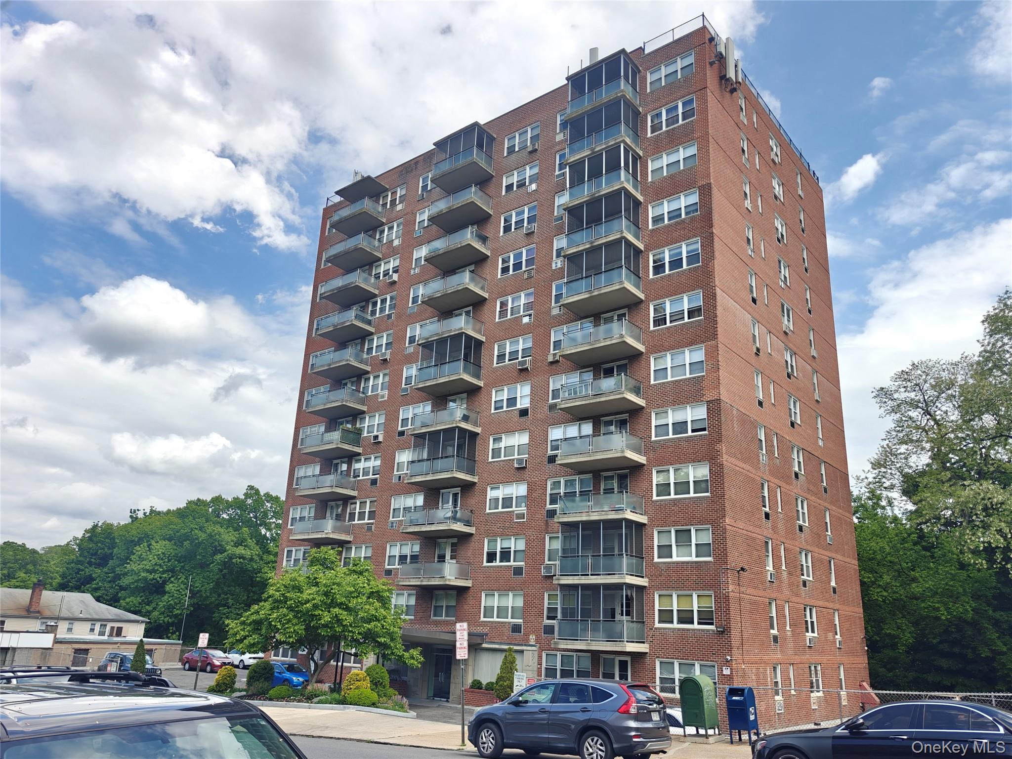 385 McLean Avenue, Apt 8-D, Yonkers, NY 10705
