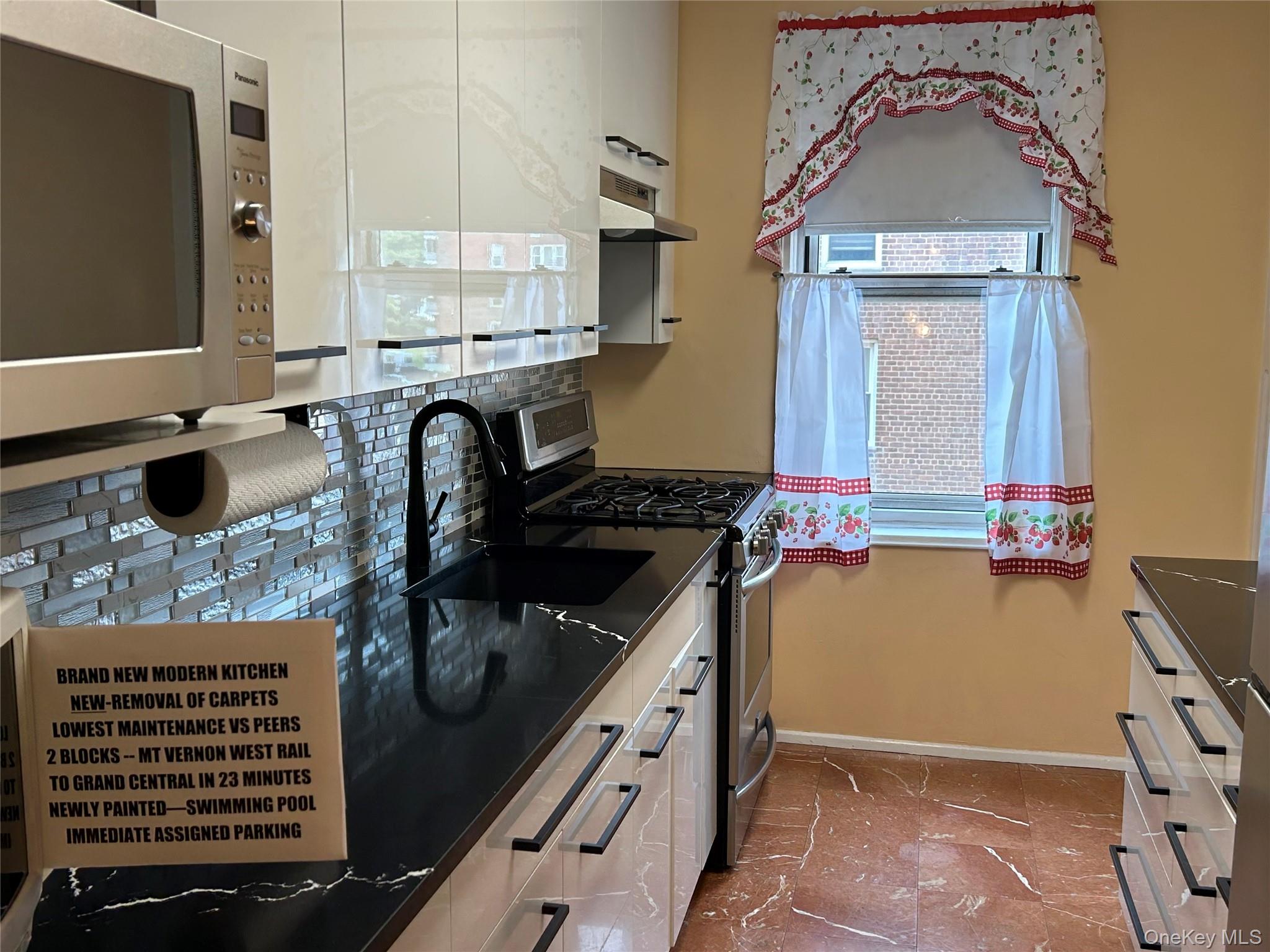 365 Bronx River Road, Apt 3-J, Yonkers, NY 10704