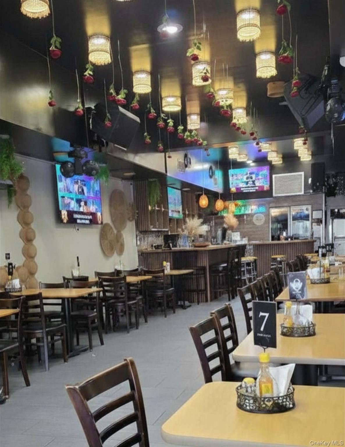 73-18 Northern Boulevard, Jackson Heights, NY 11372