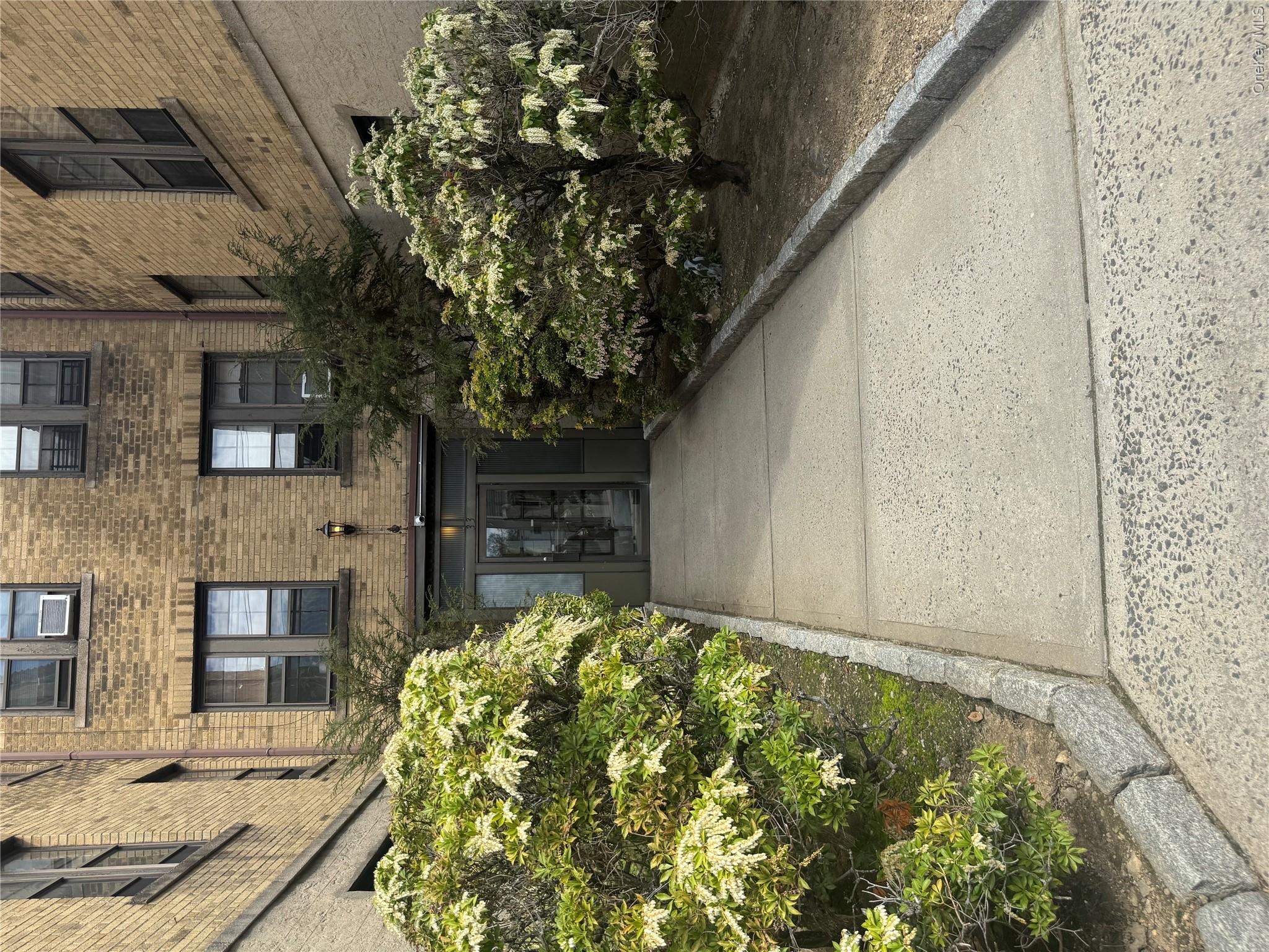 33 Douglas Avenue, Yonkers, NY 10703