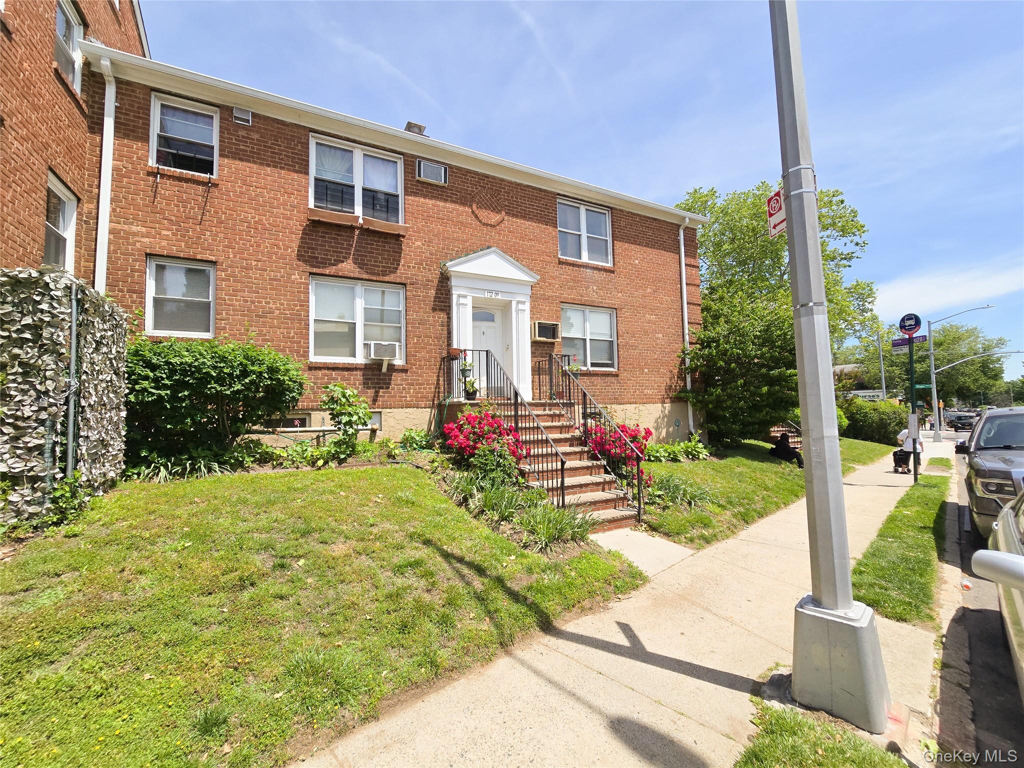 172-09 Crocheron Avenue, Apt C1, Flushing, NY 11358