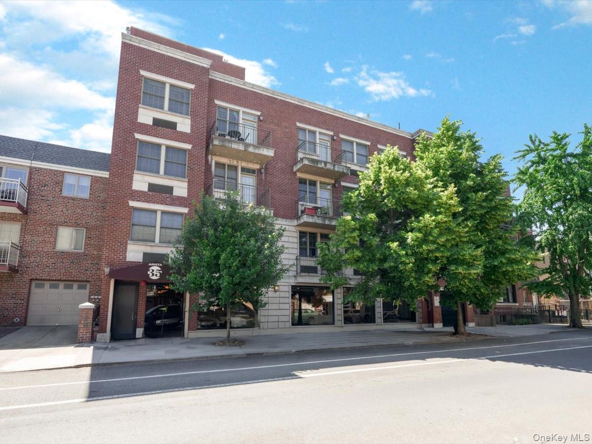 2519 35th Street, Apt 4-C, Astoria, NY 11103