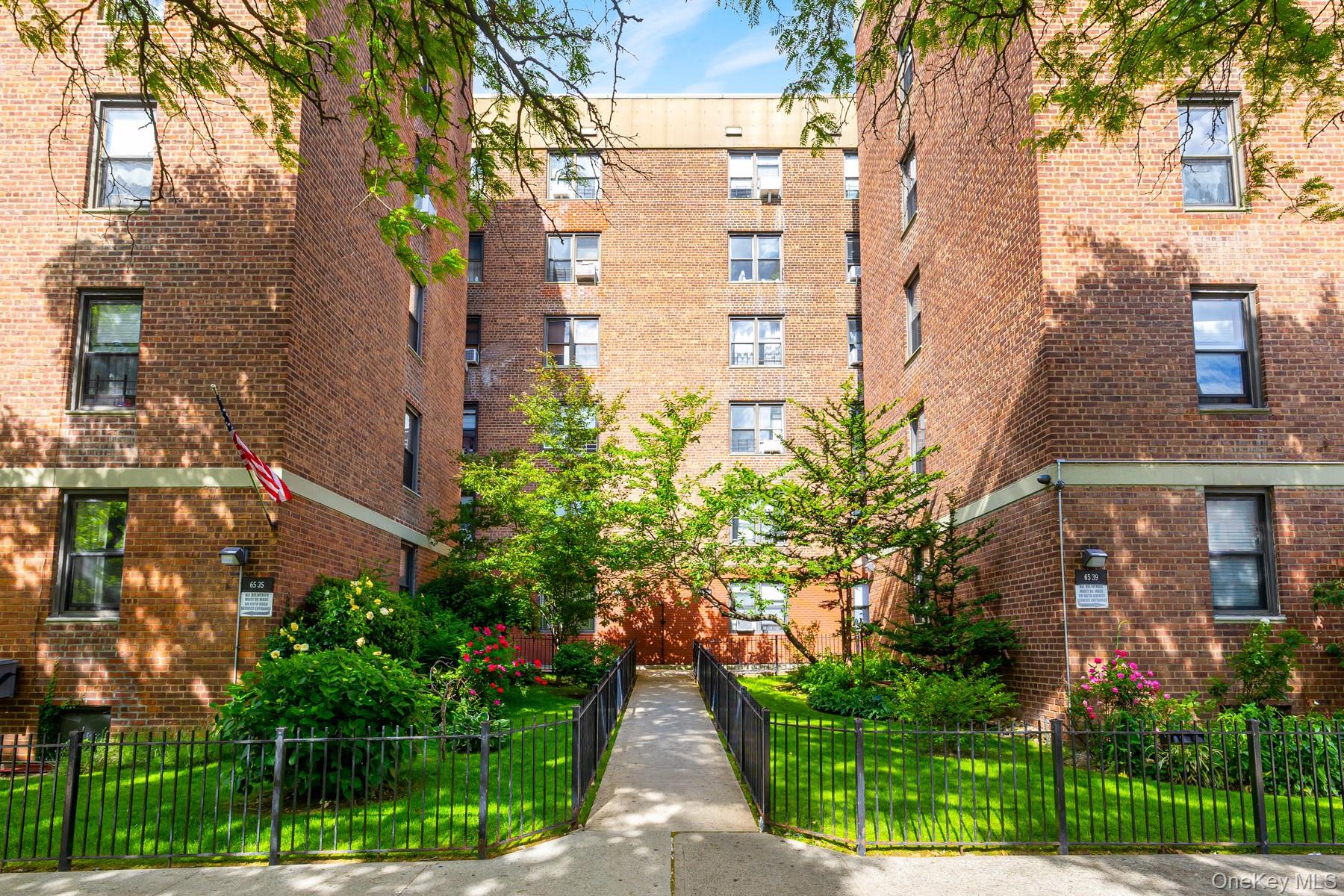 65-35 108th Street, Apt D5, Forest Hills, NY 11375