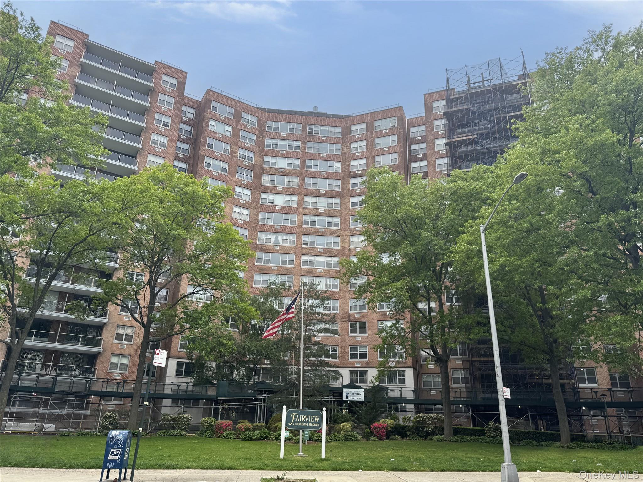 61-20 Grand Central Parkway, Apt A1, Forest Hills, NY 11375