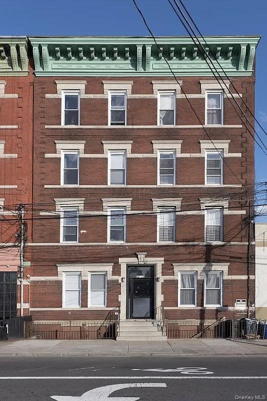 36-05 Vernon Boulevard, Long Island City, NY 11106