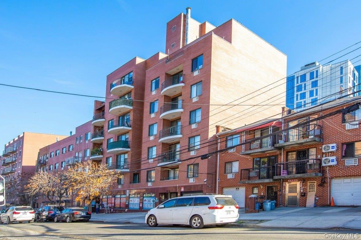 136-16 35th Avenue, Apt 7-C, Flushing, NY 11354