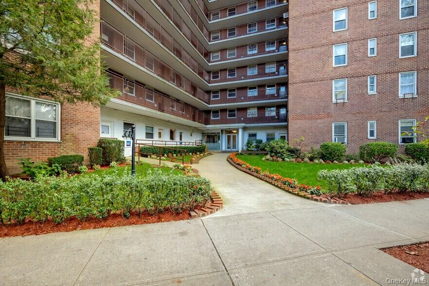 97-10 62nd Drive, Apt 9-F, Rego Park, NY 11374