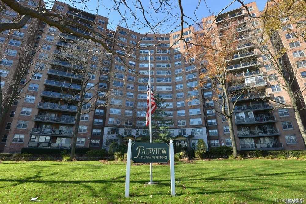 61-20 Grand Central Parkway, Apt C 705, Forest Hills, NY 11375
