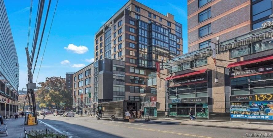 39-16 Prince Street, Apt 8-E, Flushing, NY 11354