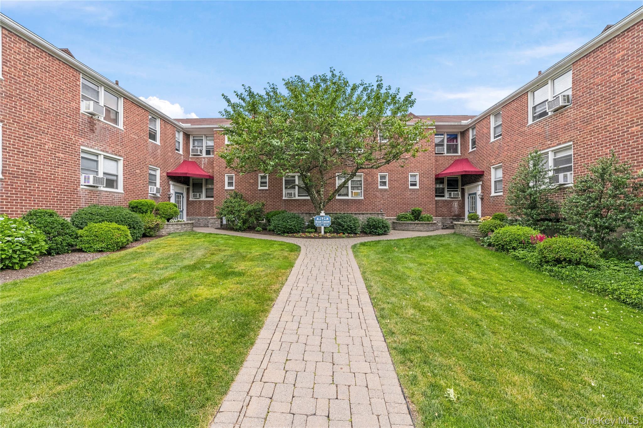 9 Bryant Crescent, Apt 1-G, White Plains, NY 10605