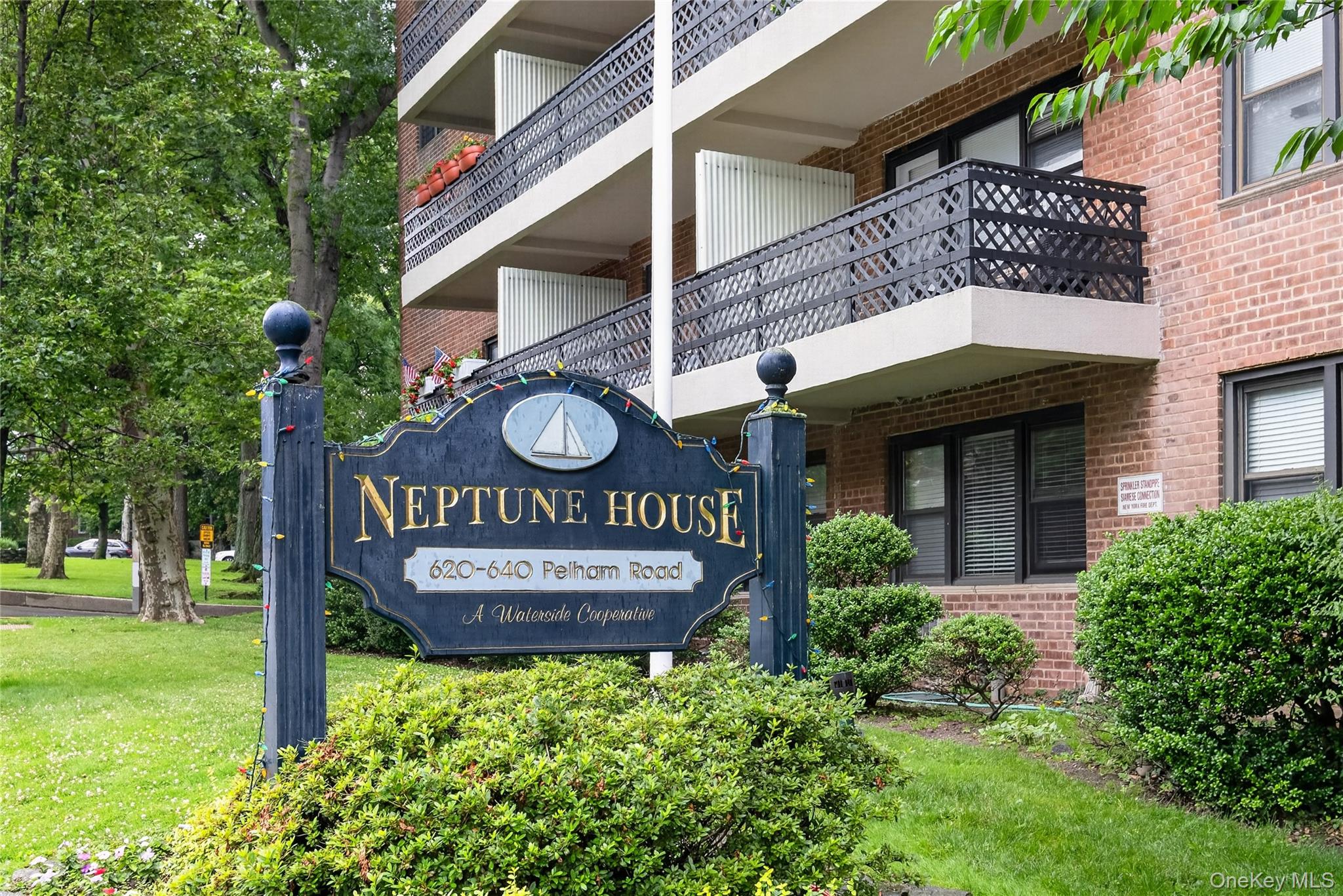 640 Pelham Road, Apt 5-G, New Rochelle, NY 10805