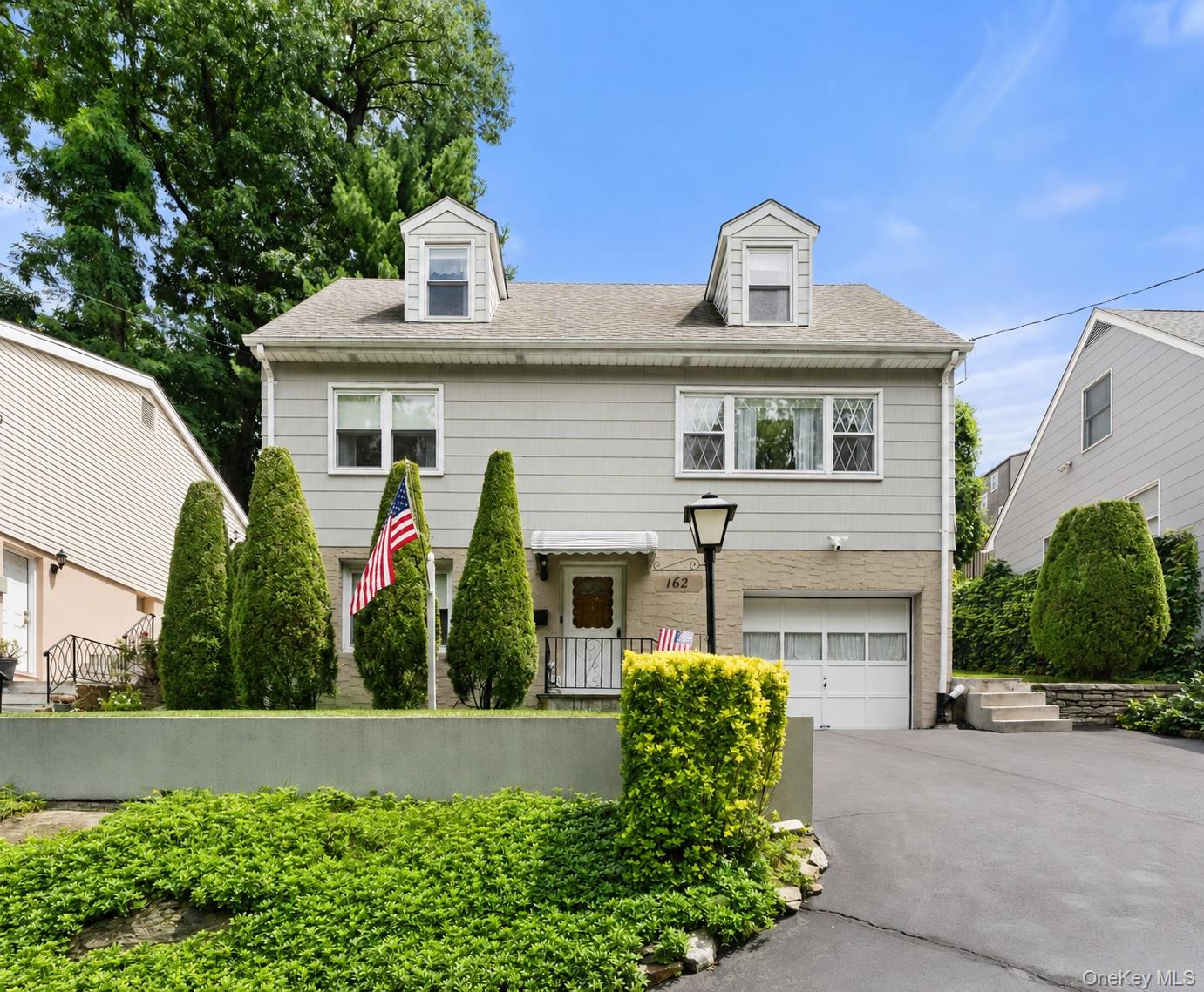 162 Midland Avenue, Yonkers, NY 10705