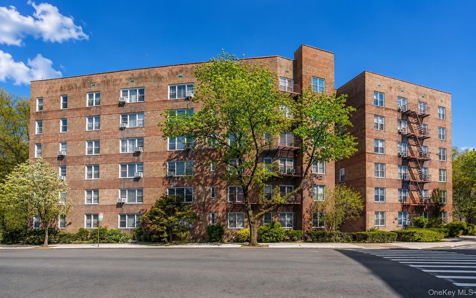 74-45 Yellowstone Boulevard, Apt 2/C, Rego Park, NY 11374