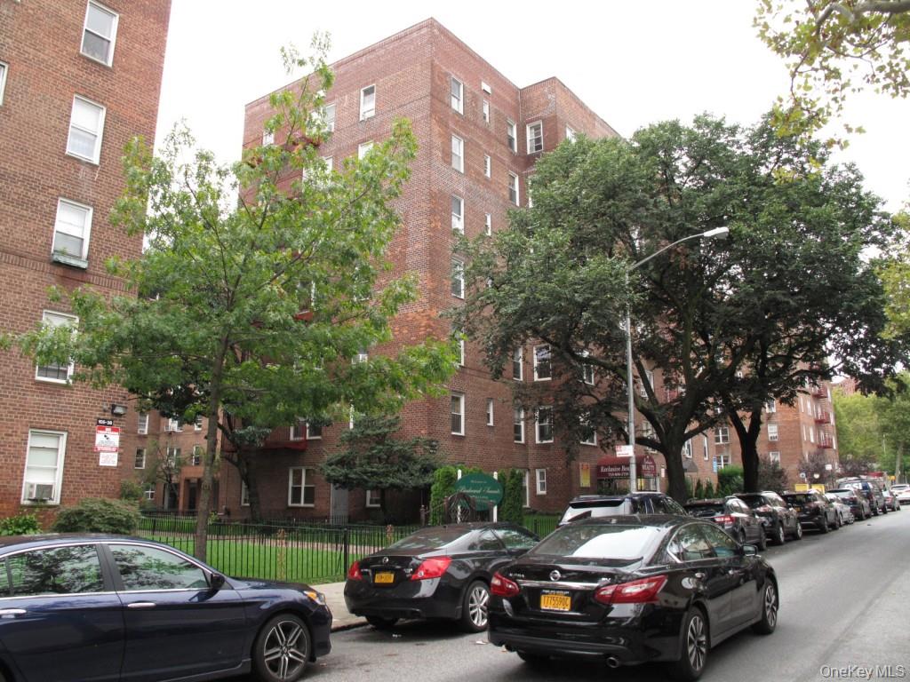 64-35 Yellowstone Boulevard, Apt 5-N, Forest Hills, NY 11375