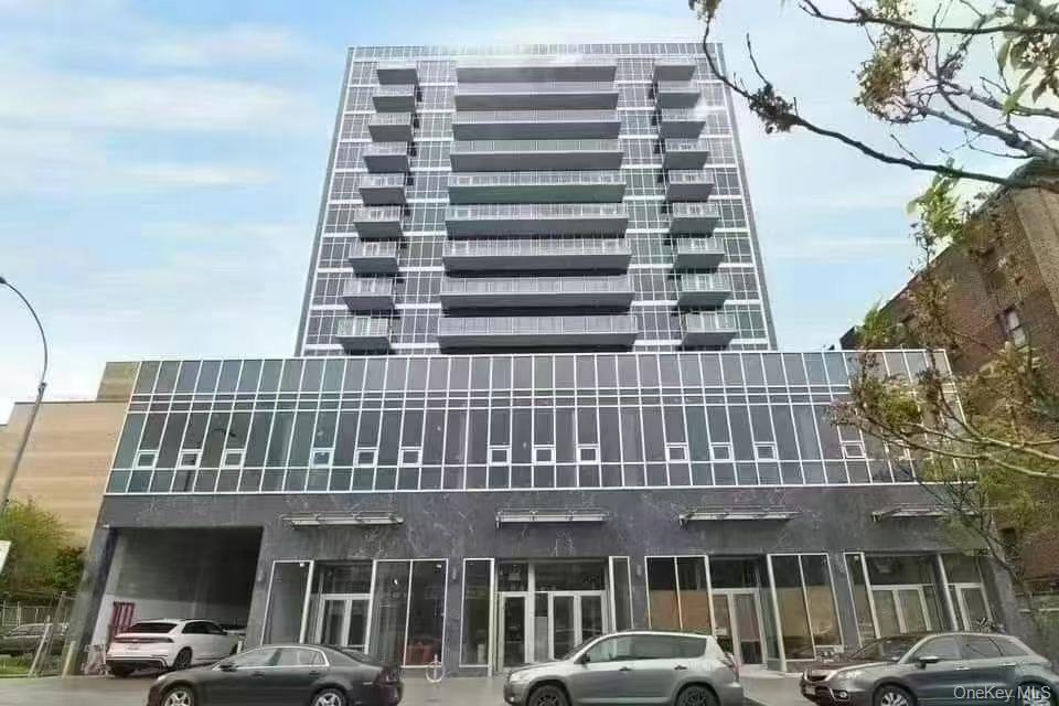 4162 Bowne Street, Apt 14-E, Flushing, NY 11355