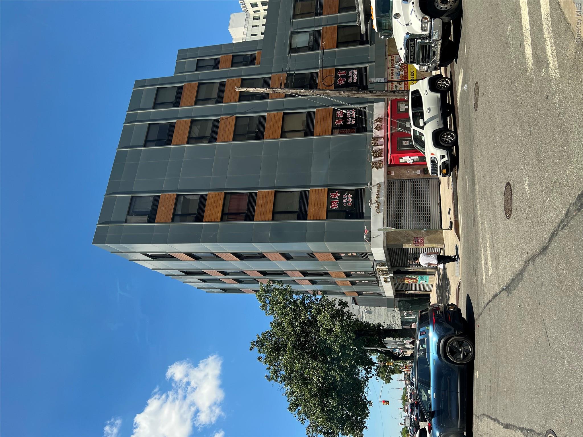 135-47 Northern Boulevard, Apt 1-FL, Flushing, NY 11354