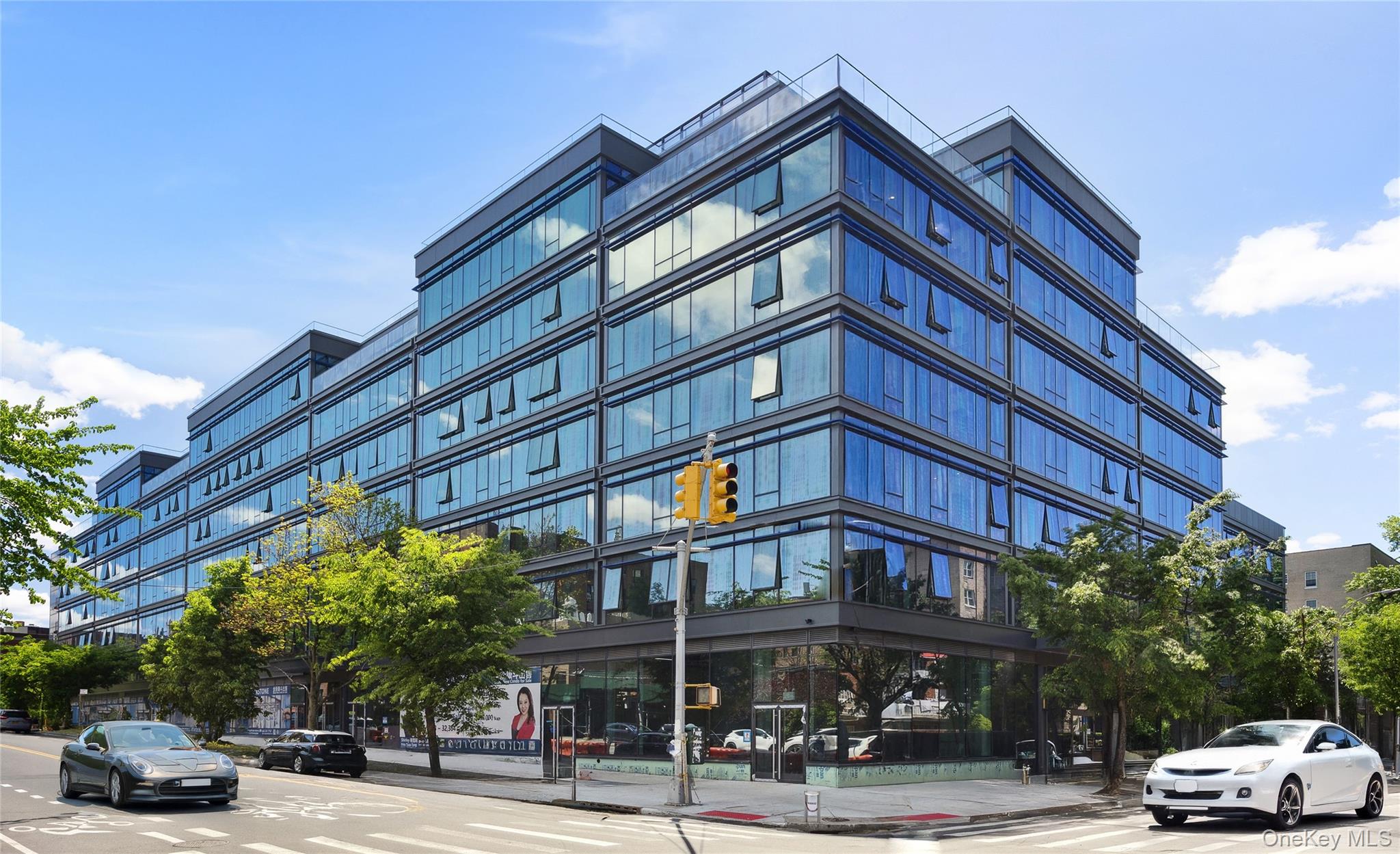 38-20 Parsons Boulevard, Apt 528, Flushing, NY 11354