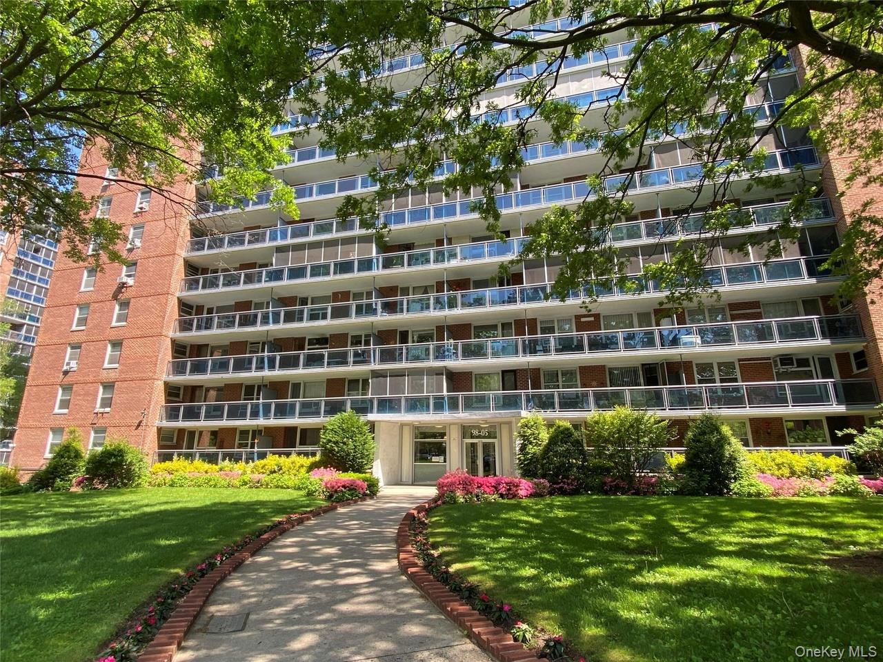 98-05 63rd Road, Apt 3-N, Rego Park, NY 11374